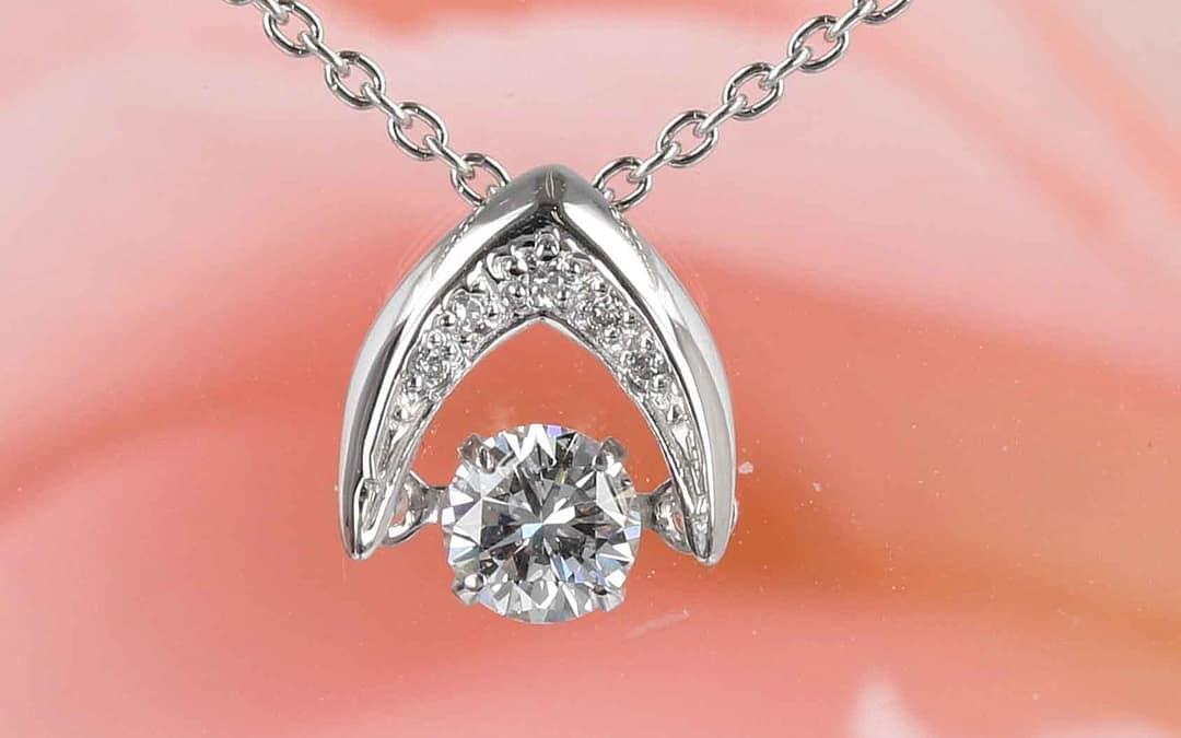 古いダイヤの指輪をダンシングペンダントにジュエリーリフォーム