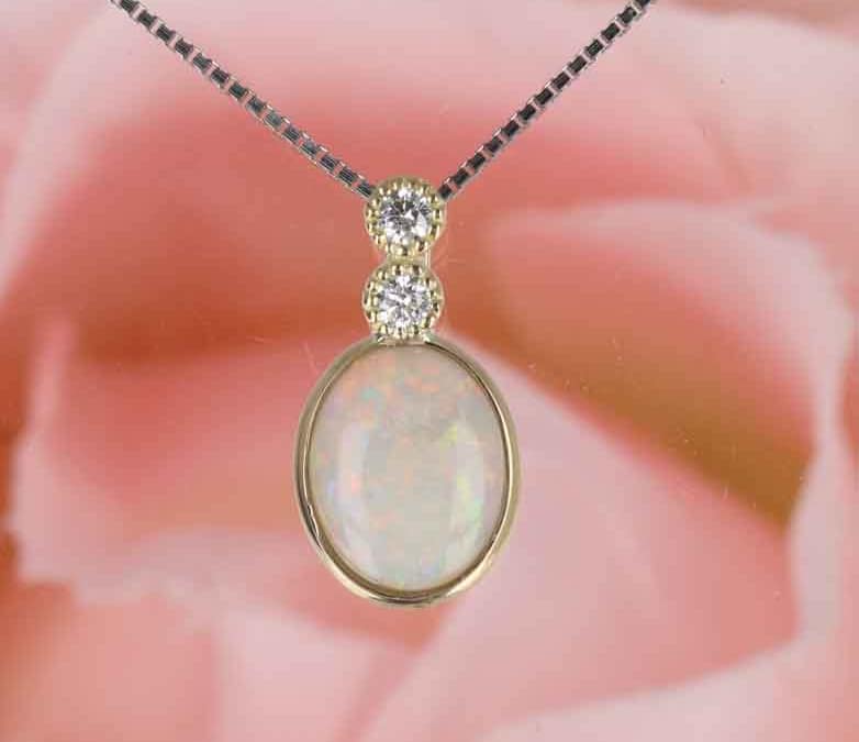 お母様の指輪を18金のペンダントにジュエリーリフォーム