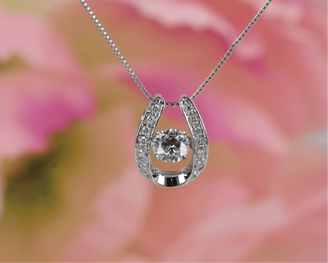 ペンダントトップ